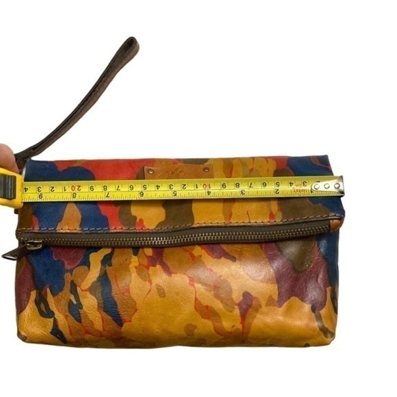 Patricia nash brown painted leather wristlet clutch bag